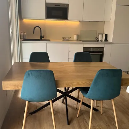 Amazing View With Big Balcony Near Grimaldi And Direct Lift To Monaco Close To Casino And Larvotto Parking Available U Апартаменты