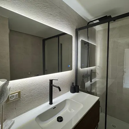Amazing View With Big Balcony Near Grimaldi And Direct Lift To Monaco Close To Casino And Larvotto Parking Available U * Beausoleil
